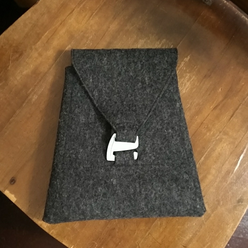 Nau brand bag